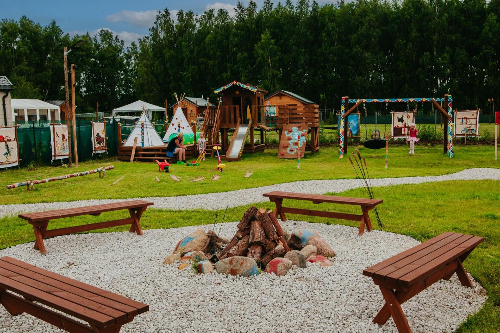 Indiana Camp - 150 M Od Suntago Park Ξενοδοχείο Grabce-Towarzystwo Εξωτερικό φωτογραφία